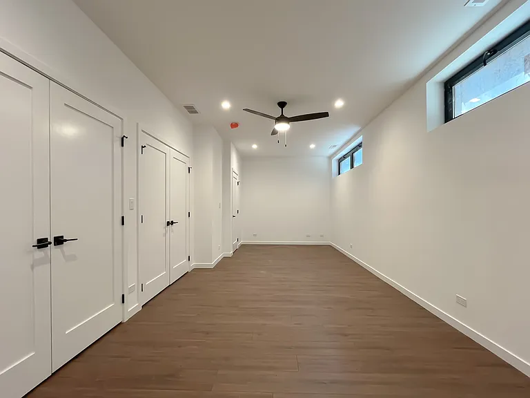 3710 N Kenmore Ave #1 — Photo 14