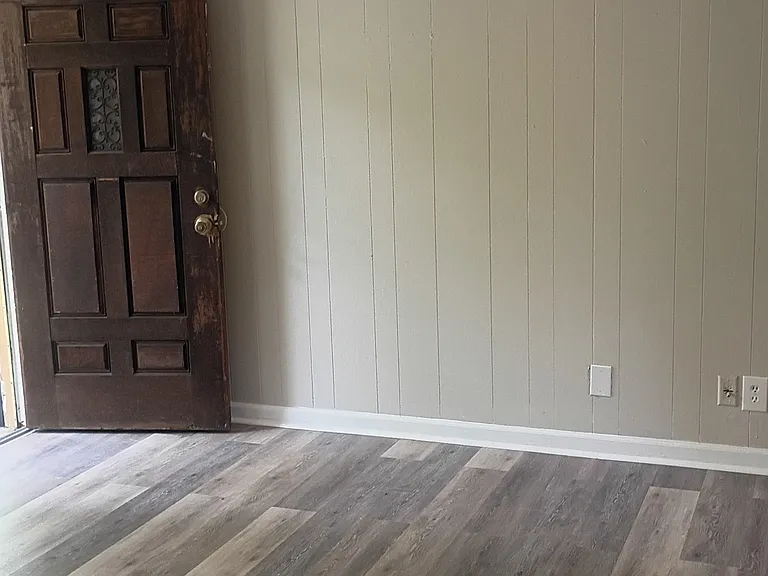 2457 Brevard Dr — Photo 4
