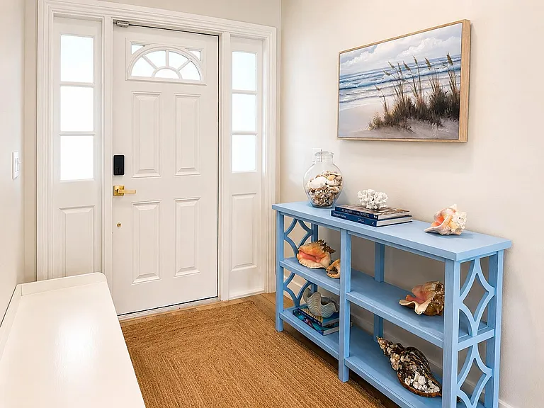 341 Suwanee Ave — Photo 11
