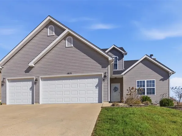 1631 Saint Charles Dr, Hillsboro, MO 63050