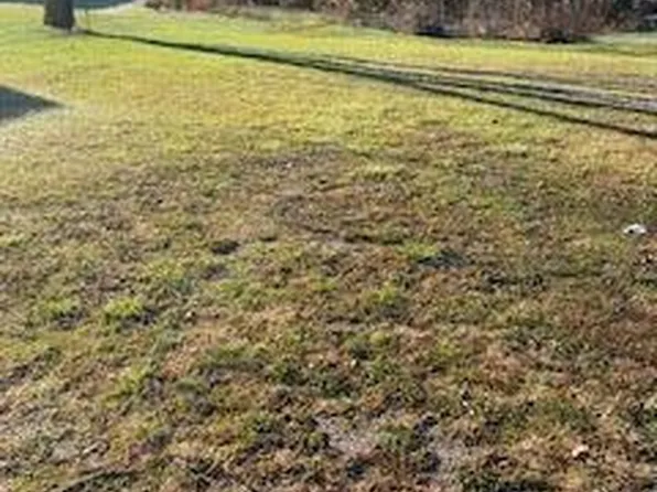 993 Richmond Rd, Irvine, KY 40336