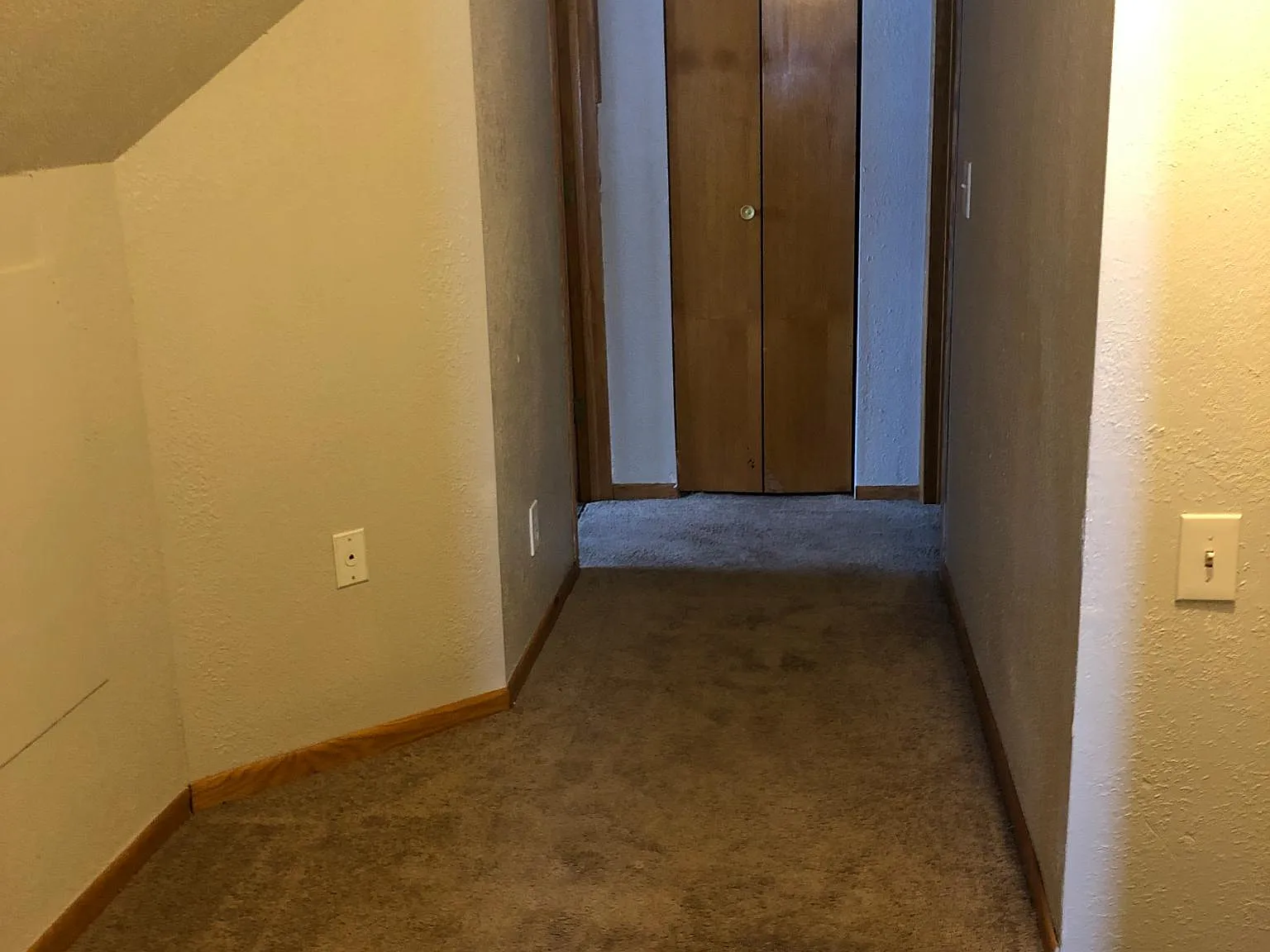 4 bed, 1.5 bath, 1500 sqft, $2,000 — Photo 3