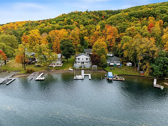 3rd image of 9073 S Lake Rd