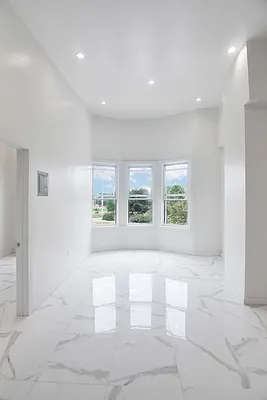 Rented by The Agency | media 8