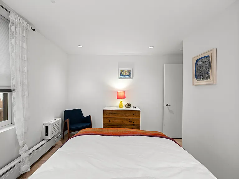 67 Dean St #1 — Photo 22