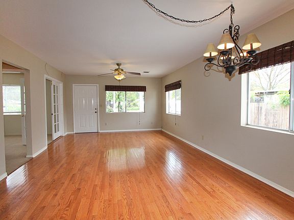 4th image of 22220 I St