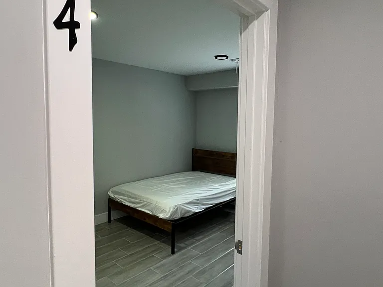 1032 Park Rd NW #1 — Photo 3
