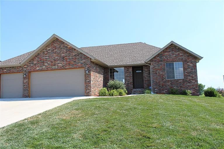 1st image of 1632 E Furlough Dr