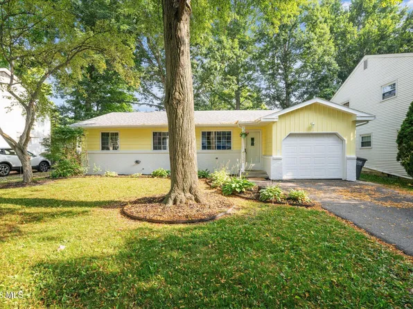 4132 Oakcrest Rd, Toledo, OH 43623