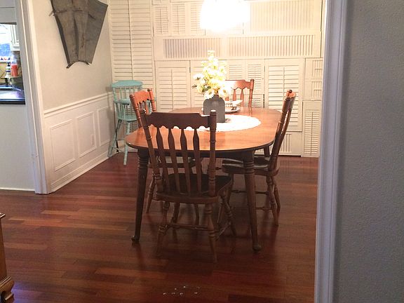 3rd image of 10123 Sagemill Dr