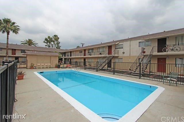 2nd image of 1415 E Date St APT 210