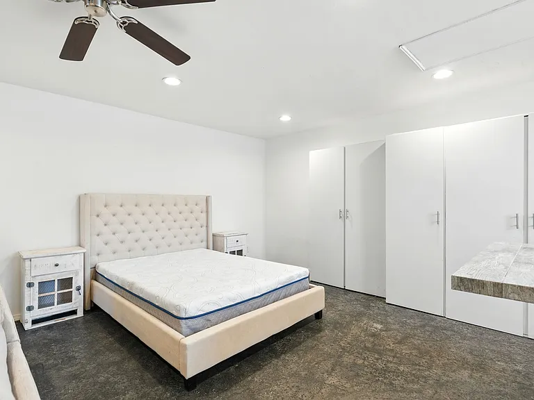 835 Dewitt Ave #B — Photo 3