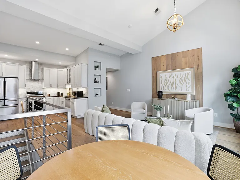 1117 Allison St NW #3 — Photo 9