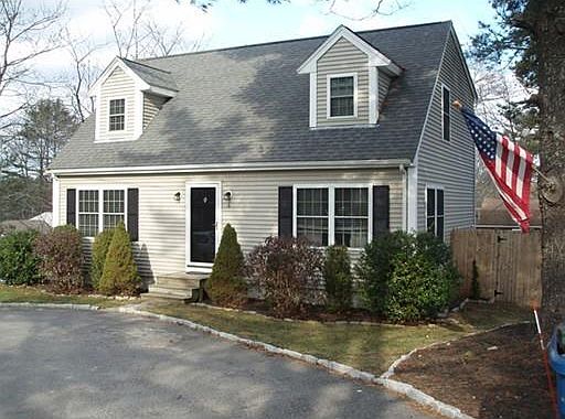 1st image of 6 Pams St