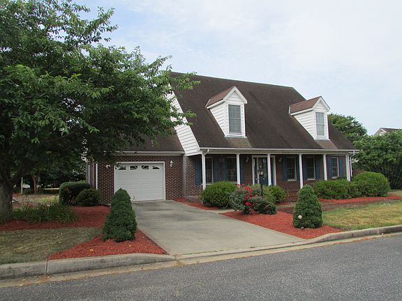 2nd image of 41479 Helen Marie Ct