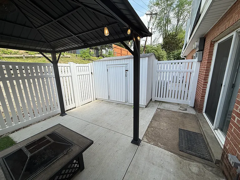 1662 Herault Pl — Photo 12