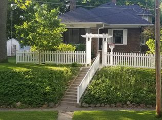 1131 24th Ave, Moline, IL 61265