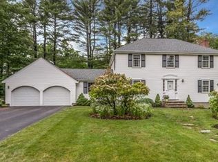 21 Juniper Rd, Lynnfield, MA 01940