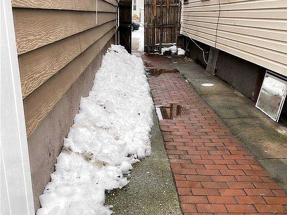 2nd image of 8407 107th Ave