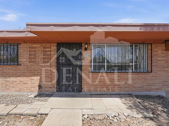 3rd image of 1808 W Caravelle Rd