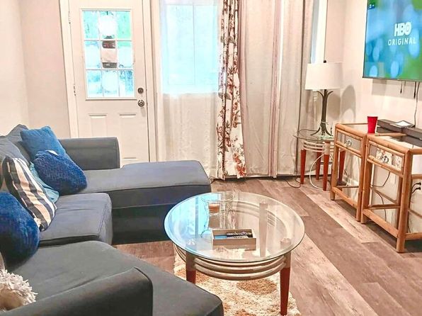 (undisclosed Address)