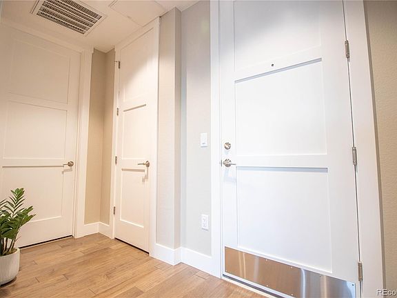 3rd image of 4885 S Monaco St #106