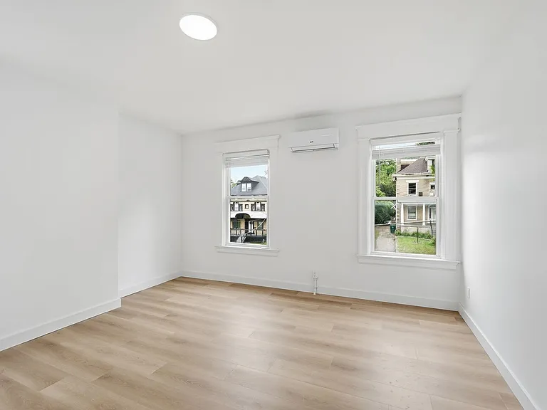 568 Hale Ave — Photo 42
