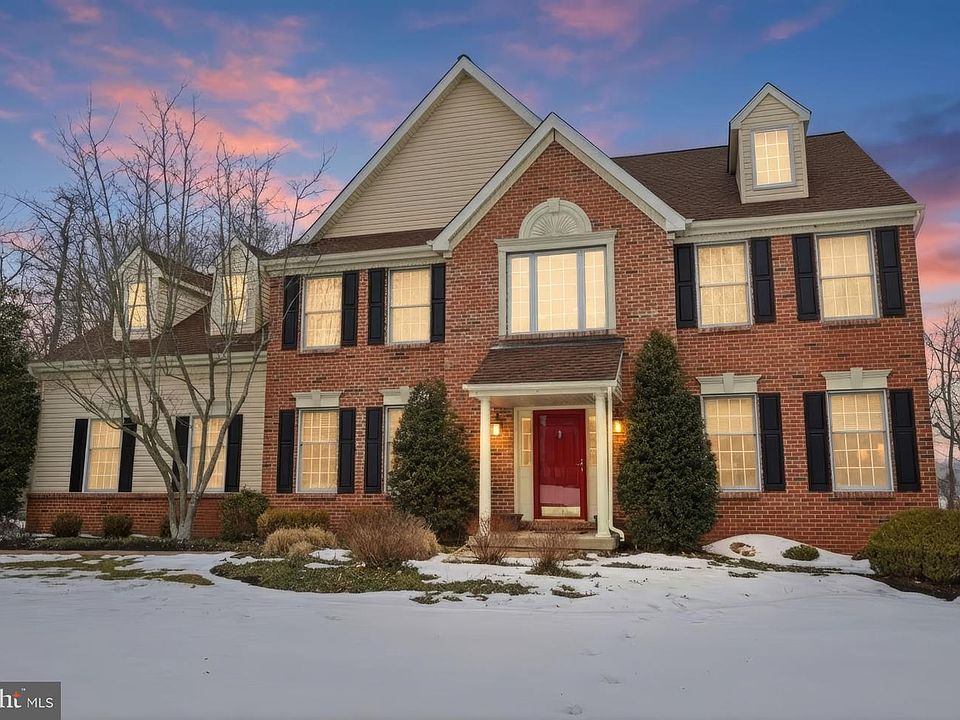 1st image of 1600 Clydesdale Cir
