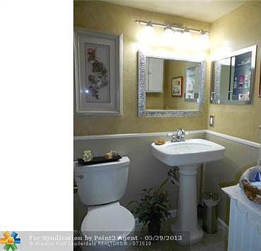 4th image of 4026 Cambridge B