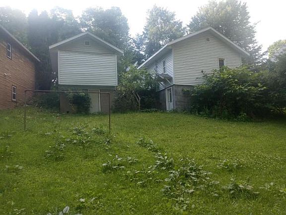 3rd image of 325 Hillside Rd