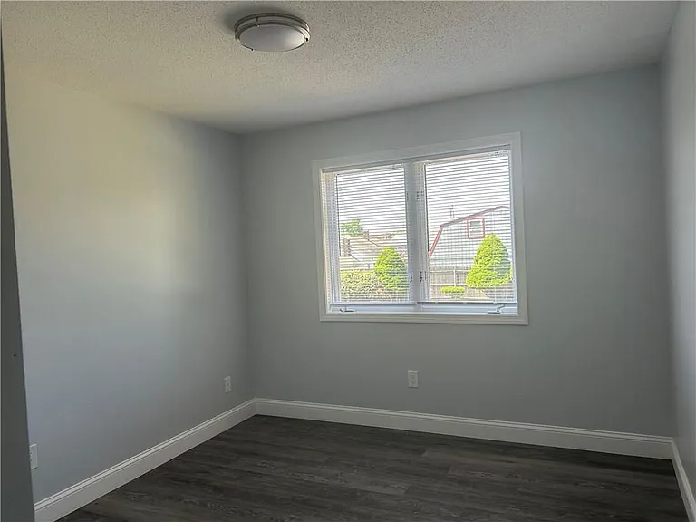 728 Beverage Hill Ave #16 — Photo 9
