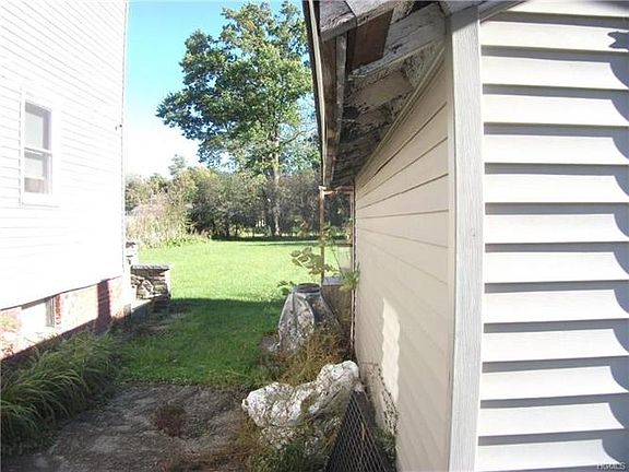 4th image of 6 Kelsey Ln