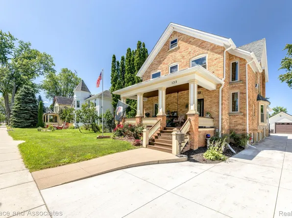 133 N Howard Ave, Croswell, MI 48422