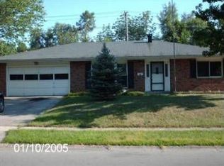 229 Porter Dr, Englewood, OH