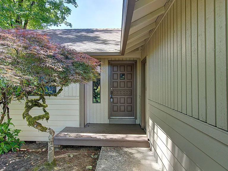 1114 SE 106th Ct — Photo 9