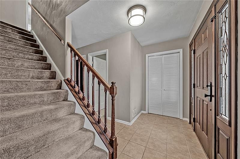 125 Apple Hill Dr, Delmont, PA 15626 Zillow