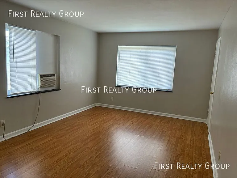 3129 S Smithville Rd #3 — Photo 2