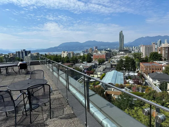 1445 Marpole Ave #715, Vancouver, BC V6H 1S5