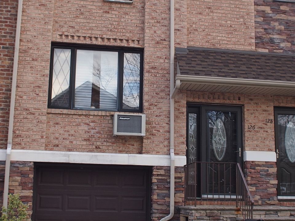 1st image of 126 North Dr