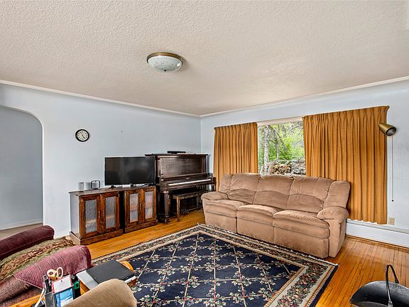 3rd image of 3103 Central Ave W