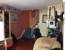 4th image of 25 Wolkoff Ln