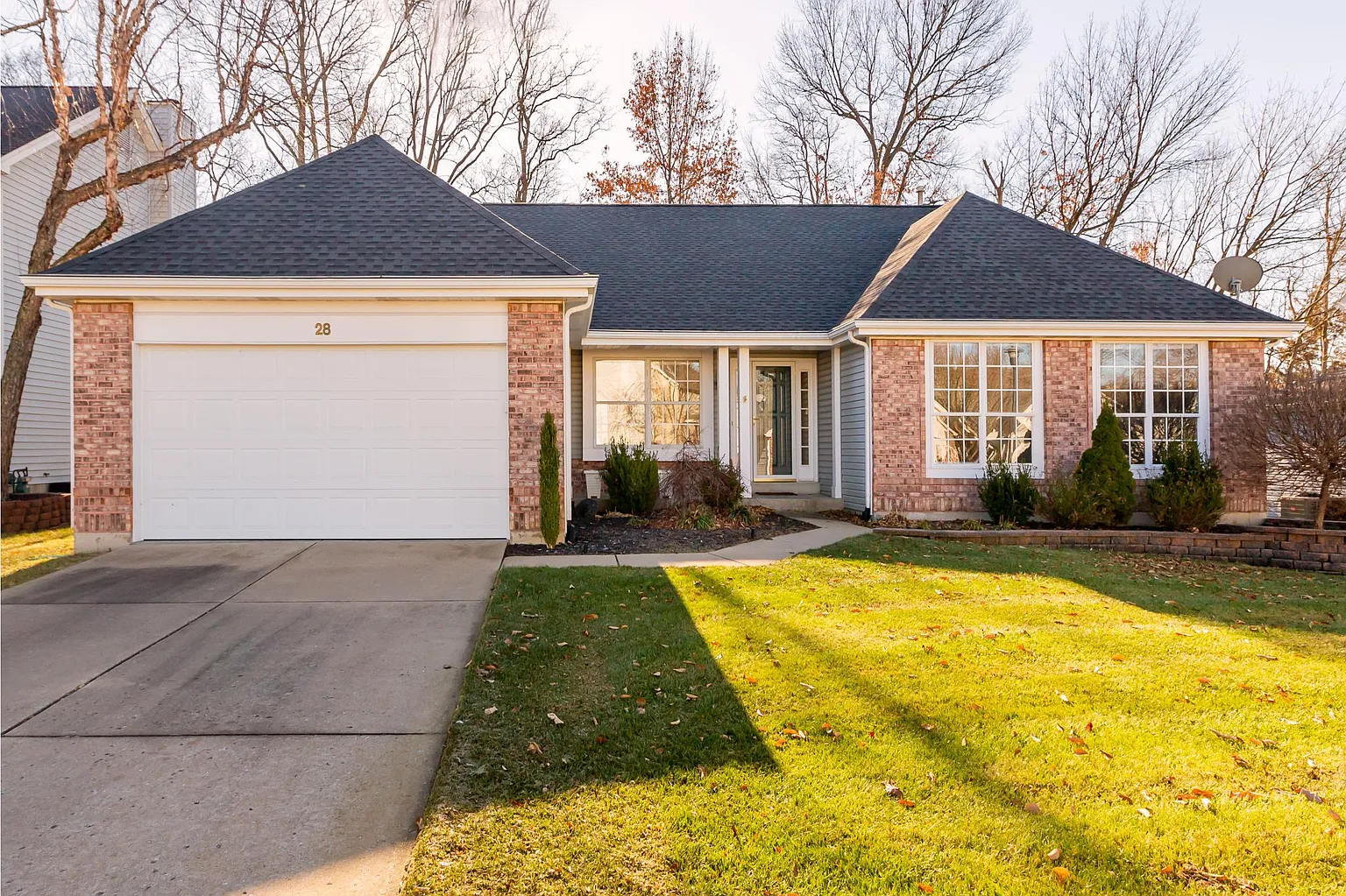 28 Winding Stair Way photo 1
