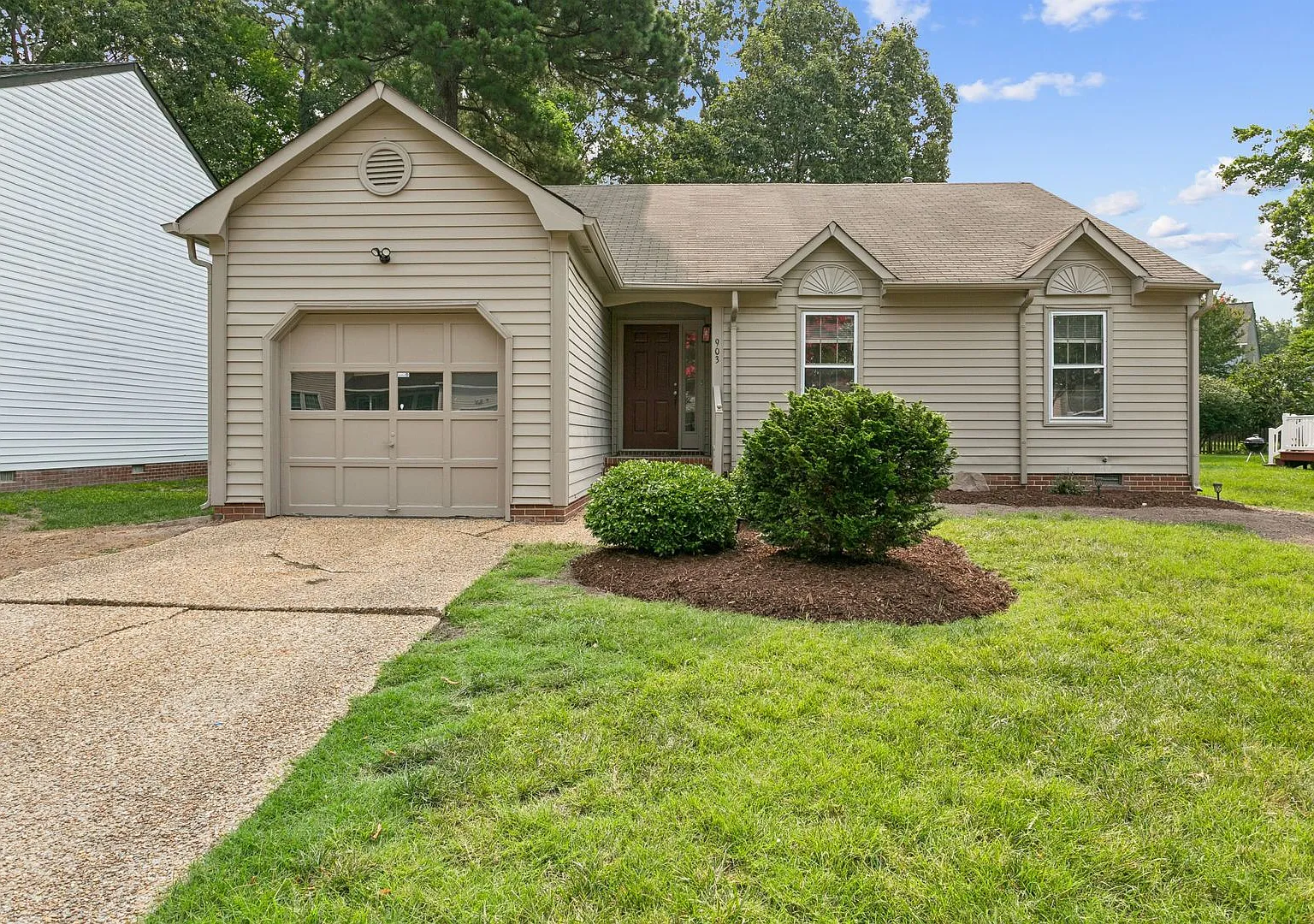 Single-Story 3BR/2BA Ranch in Colony Pines Newport News, VA — Photo 1