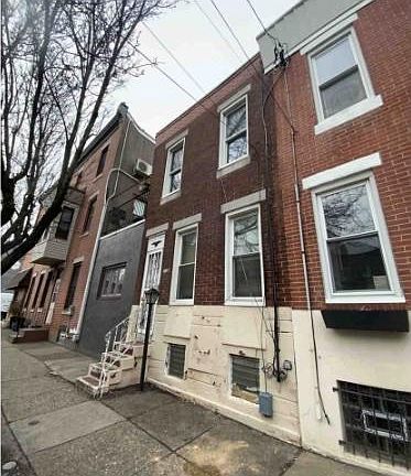 3rd image of 2608 Tulip St