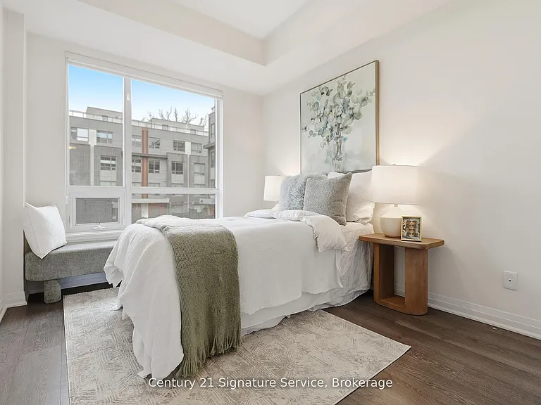 1238 Cawthra Rd #2 — Photo 3