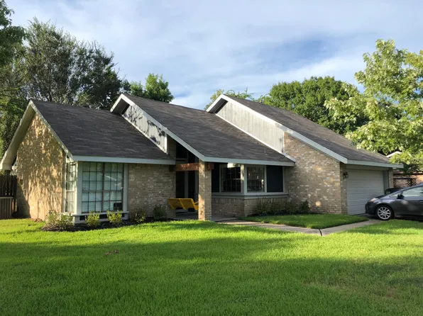 10314 Green Valley Ln, Houston, TX 77064