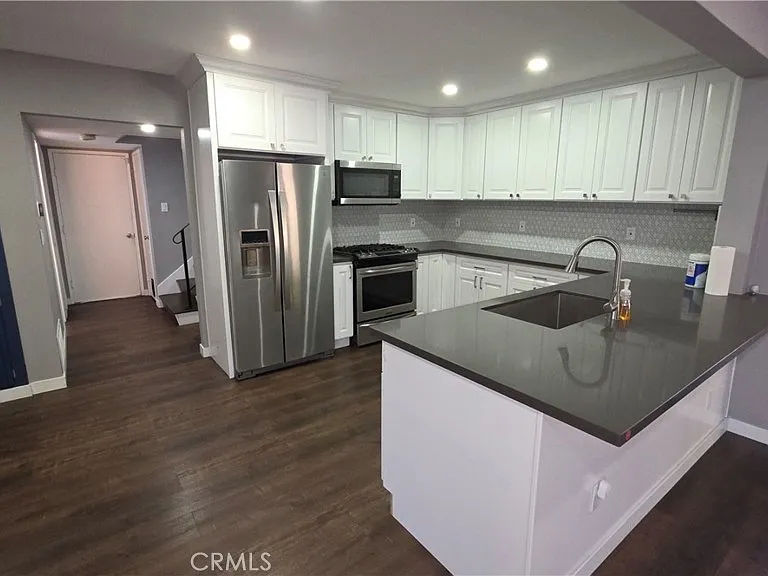9840 Amsdell Ave — Photo 2
