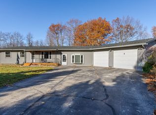 7283 Vanderploeg Ln, Imlay City, MI 48444