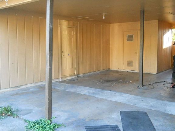 3rd image of 8807 Brookfield Dr