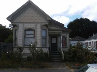 1042 J St, Eureka, CA 95501